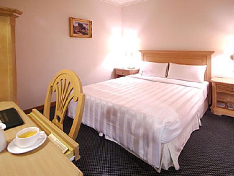 Cambridge Hotel - Yung Kang Yongkang Εξωτερικό φωτογραφία